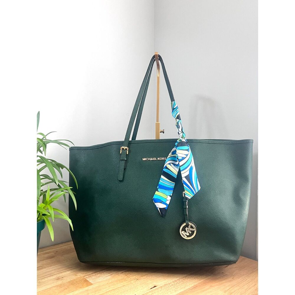 Michael Kors Jet Set Travel Large Tote Hunter Green Saffiano Leather Gold MK - Picture 11 of 11